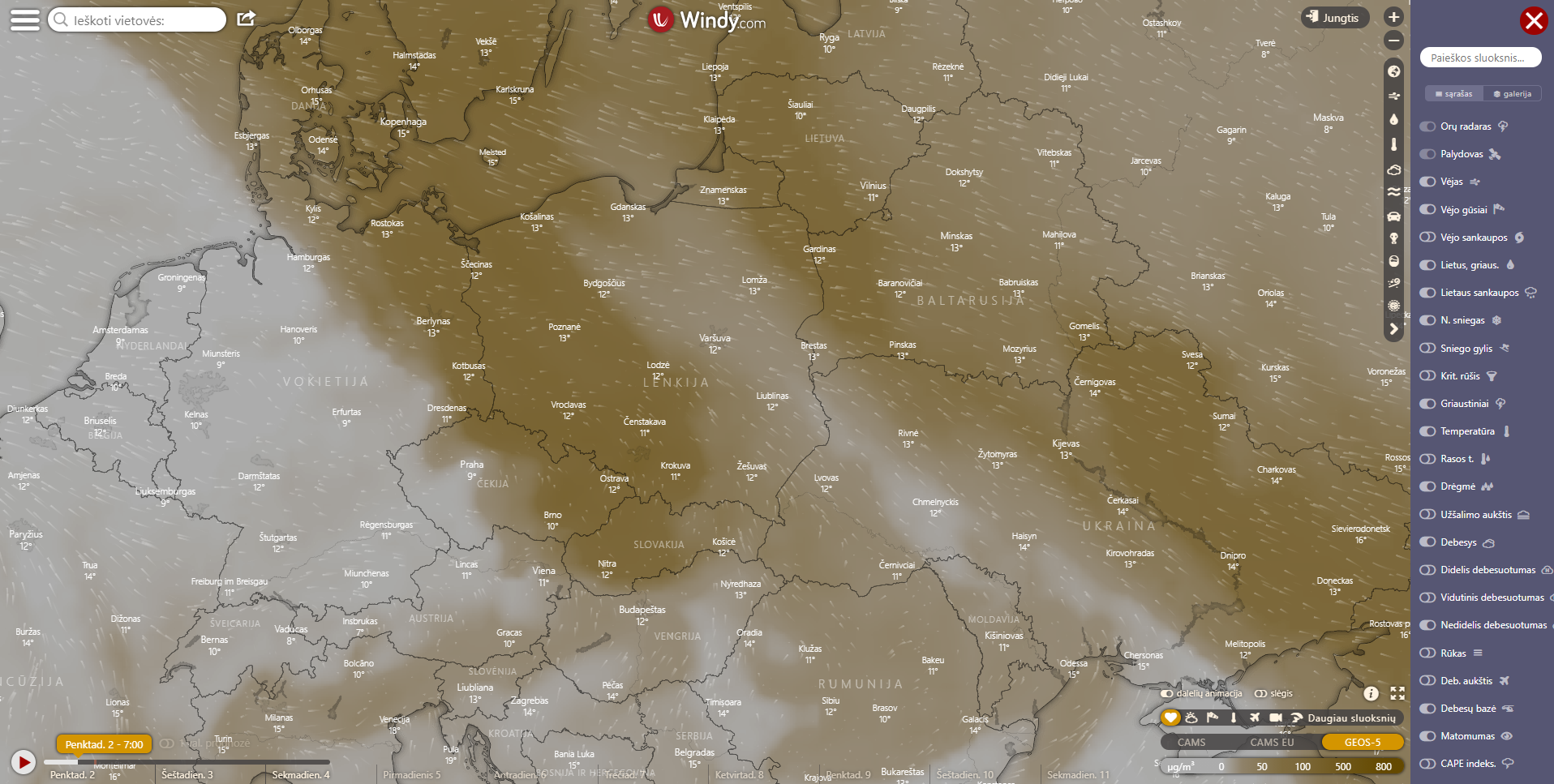 Rzut animacji prezentujące masy pyłu przenoszone z obszarów intensywnych pożarów
