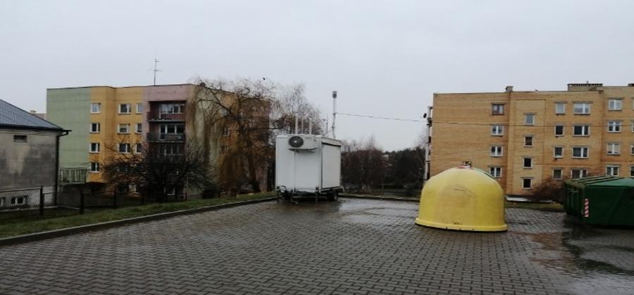 More about: Przeniesienie mobilnej stacji monitoringu powietrza z Ostrowca Świętokrzyskiego do Sandomierza 