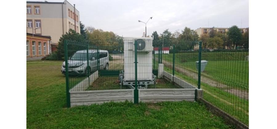 More about: Uruchomienie nowego stanowiska na  stacji monitoringu powietrza w Łasku  ul. Narutowicza 28