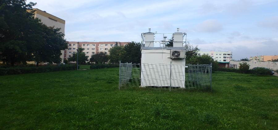 Więcej o: Uruchomienie nowego stanowiska na  stacji monitoringu powietrza w Chełmie przy ul. Połanieckiej
