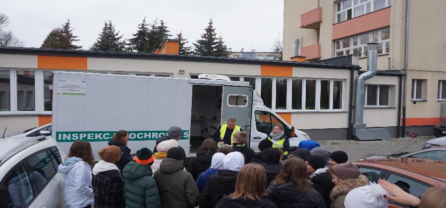 Więcej o: „Dzień czystego powietrza” - akcja edukacyjna dla uczniów ze Szkoły Podstawowej nr 28 w Kielcach
