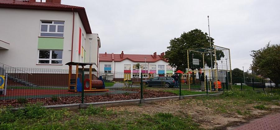 Więcej o: Ponowne uruchomienie stacji monitoringu jakości powietrza w Małogoszczu przy ul. Słonecznej