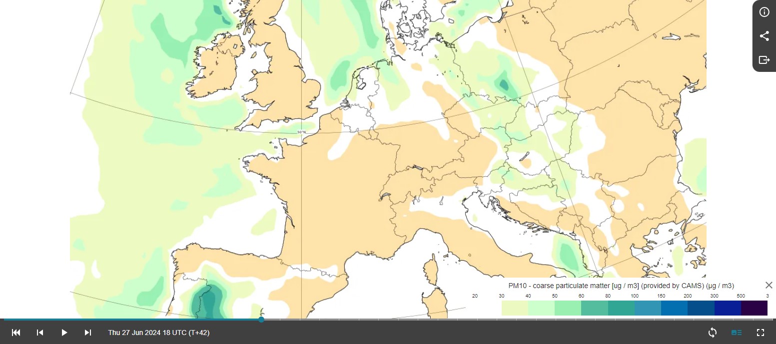 Prognozowany rozkład stężeń pyłów zawieszonych na godz. 18:00 UTC 27 czerwca  -  najwyższe stężenia w południowo-zachodniej Polsce