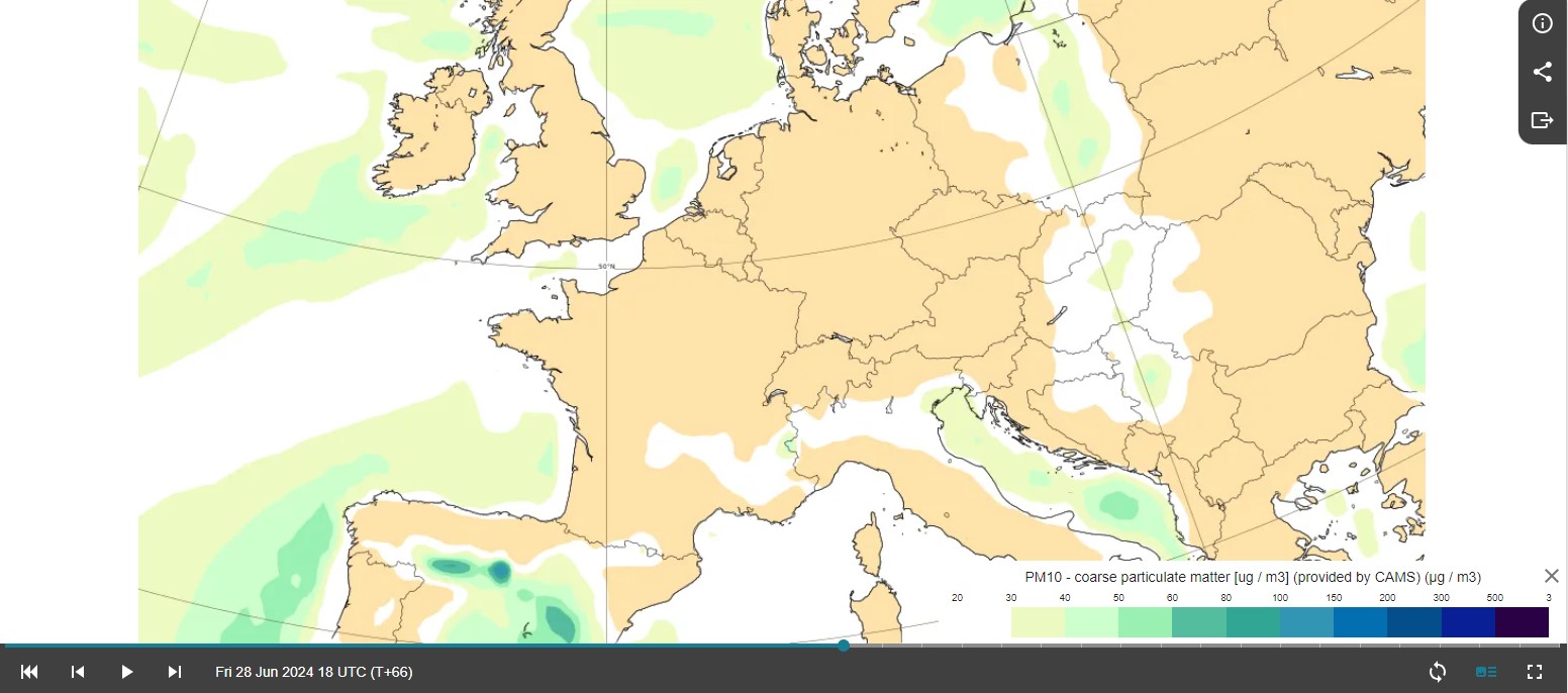 Prognozowany rozkład stężeń pyłów zawieszonych na godz. 18:00 UTC 28 czerwca br.,  najwyzsze stężenia we wschodniej częsci kraju
