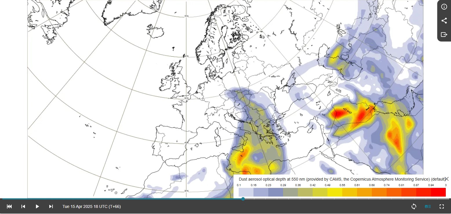 Prognozowany przebieg chmury pyłu na godz. 18:00 UTC 15 kwietnia br.