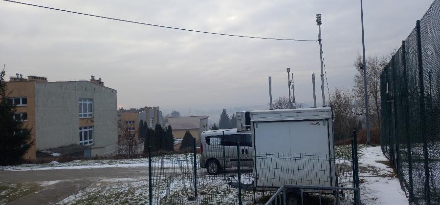 More about: Przeniesienie mobilnej stacji monitoringu powietrza z Sandomierza do Kazimierzy Wielkiej 