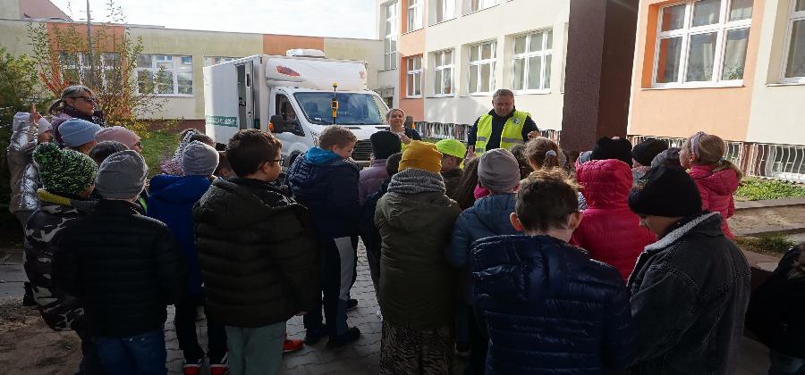 More about: Akcja edukacyjna dla dzieci ze Szkoły Podstawowej nr 31 w Kielcach