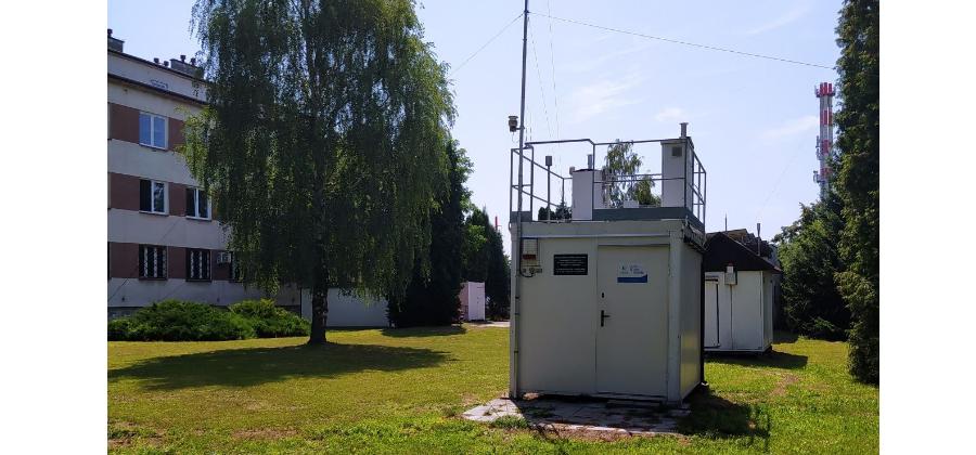 Więcej o: Uruchomienie nowego stanowiska na stacji monitoringu powietrza w Zamościu przy ul. Hrubieszowskiej