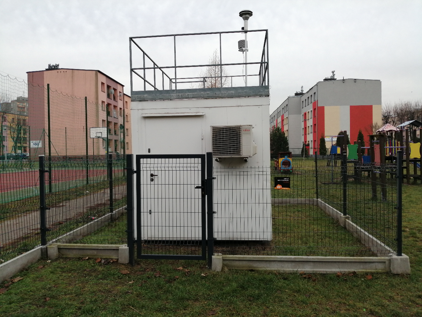 Zdjęcie stacji 			Zawiercie
			, ul. Gałczyńskiego 3
