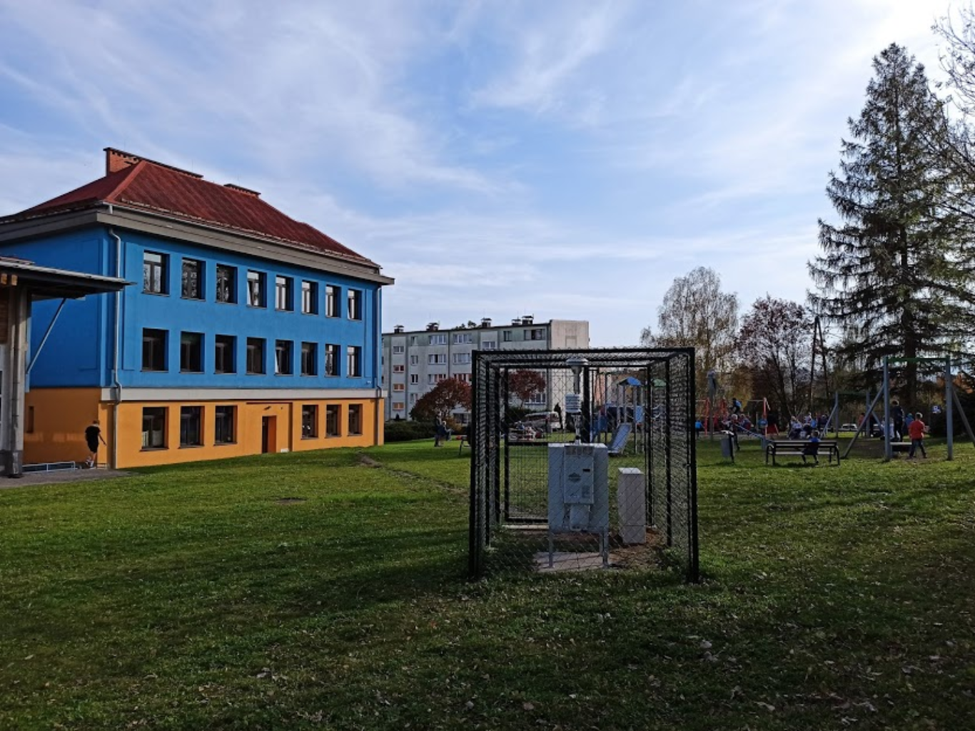 Zdjęcie stacji 			Cieszyn
			, ul. Chopina 37

