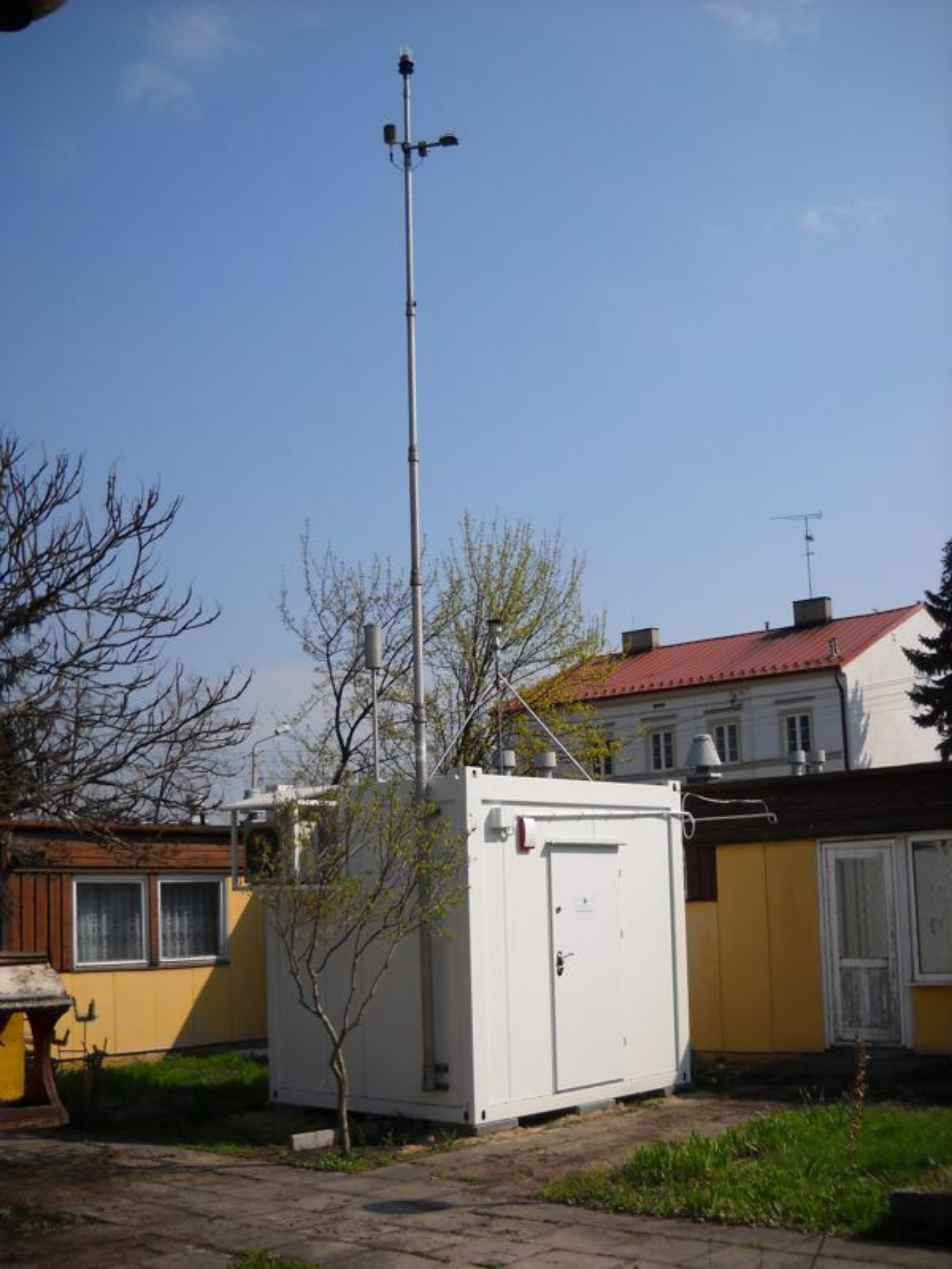 Zdjęcie stacji 			Piotrków Trybunalski
			, ul. Krakowskie Przedmieście 13
