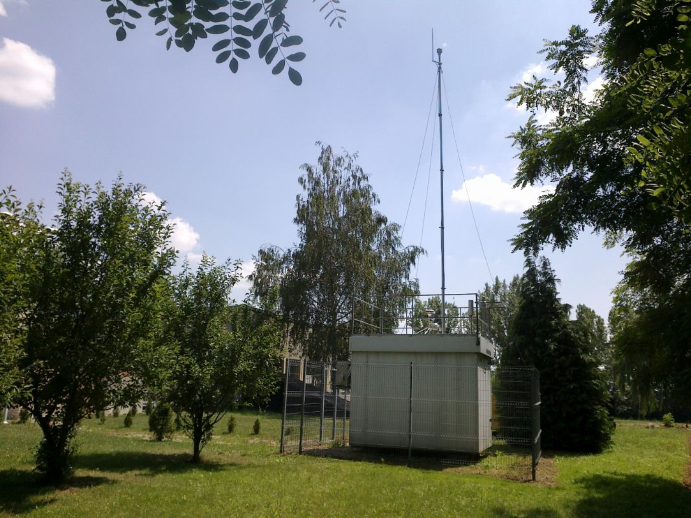 Zdjęcie stacji 			Wodzisław Śląski
			, ul. Gałczyńskiego 1
